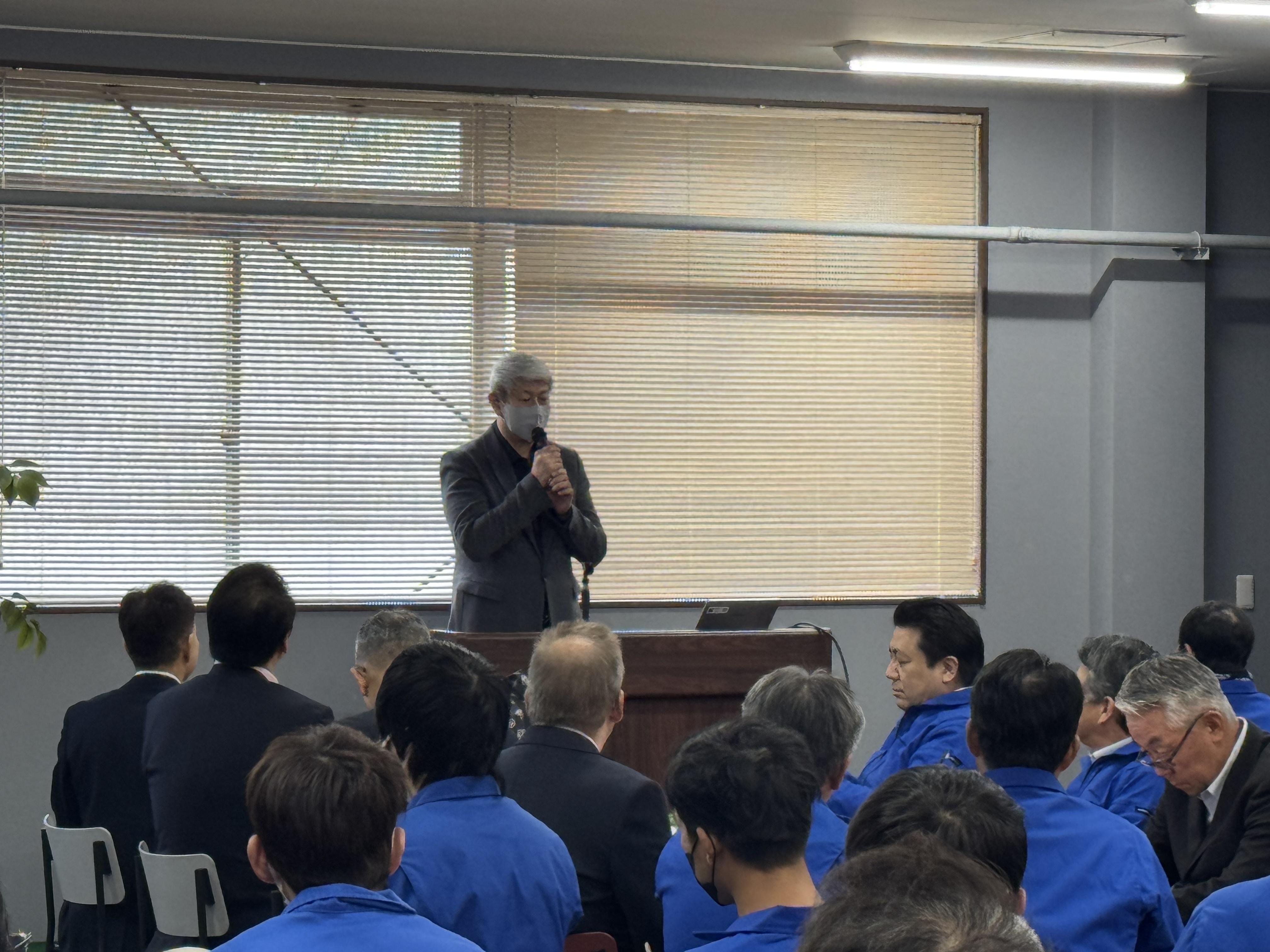 経営実績・目標報告会を開催いたしました。